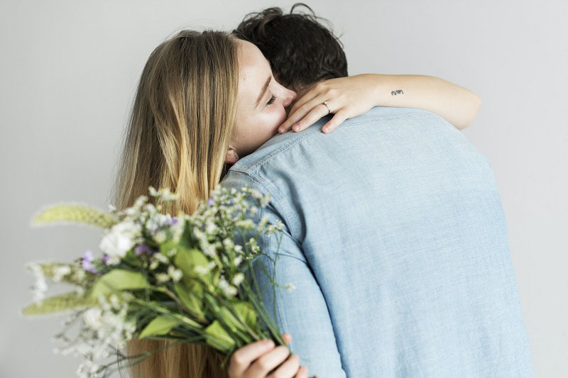 Is It a Man’s Obligation to Take Care of His Girlfriend?