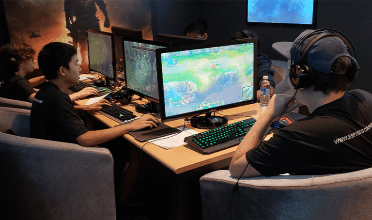 Best Online Games to Play With Your Friend in Another State