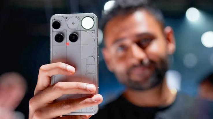 Nothing Phone (3) Review: Is Its Unique Design Worth the Price?